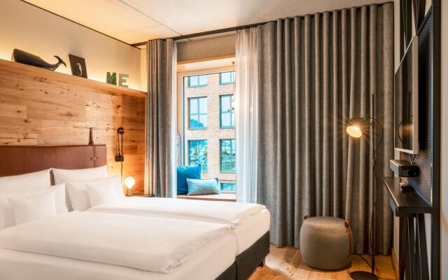 Me and All Hotel Kiel, by Hyatt