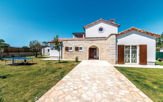 Villa San Kirin Magnolia