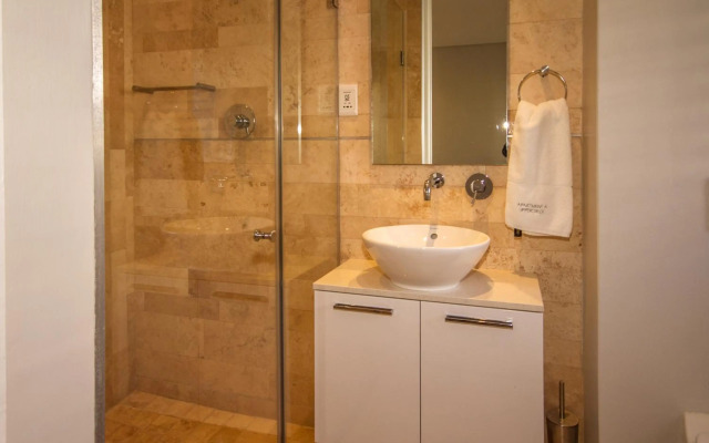 Apartment A Upper Deck