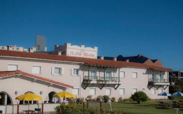 Hotel Tejas Rojas