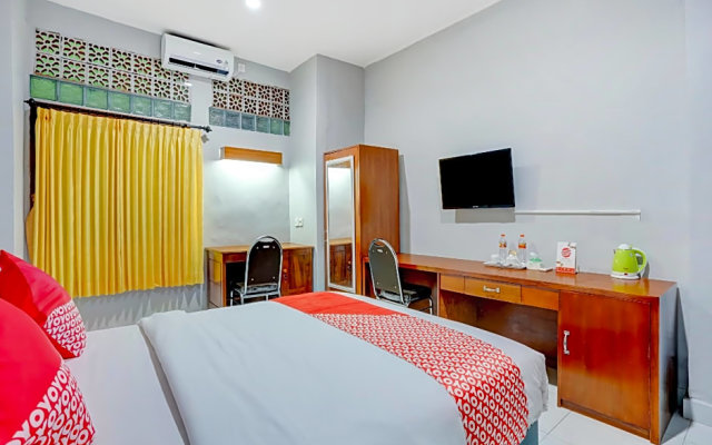 OYO 90089 Hotel Satria Syariah