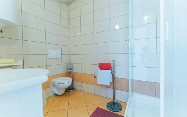 Mari - sea View Apartments - A4 Red