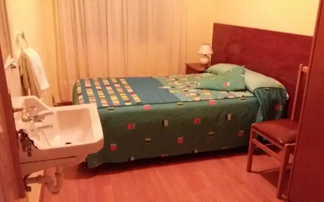 Hostal Restaurante Delfin