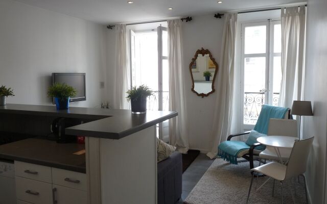 Home Rental Cannes Rue d'Alger