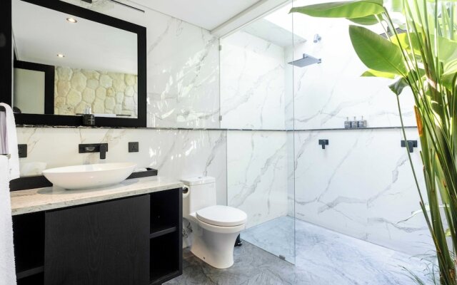 Villa Kubu Dewi Sri by Villa Finder