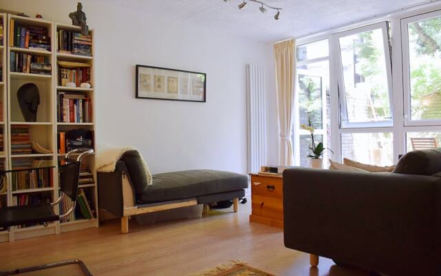 2 Bedroom Home in Angel