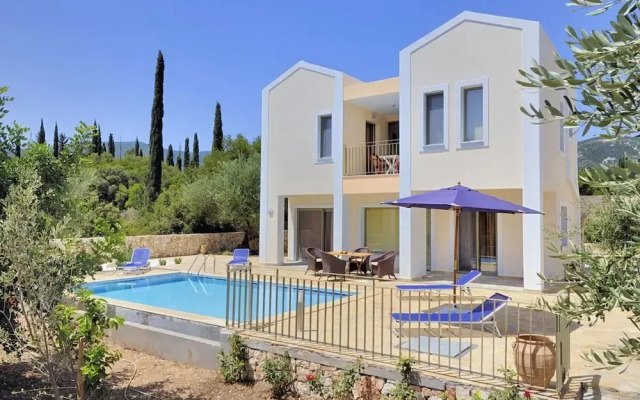 Villa Irineos With 2 Bedrooms and 3 Bathrooms