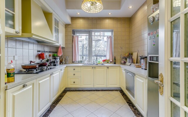 Fairy Tales Apartment