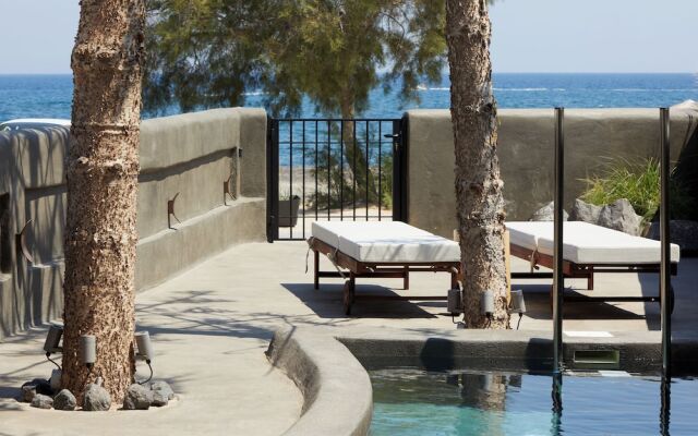 Oscar Beachfront Suites-Adults Only