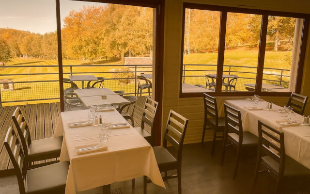 Chambres de séjour et brasserie du Coiroux