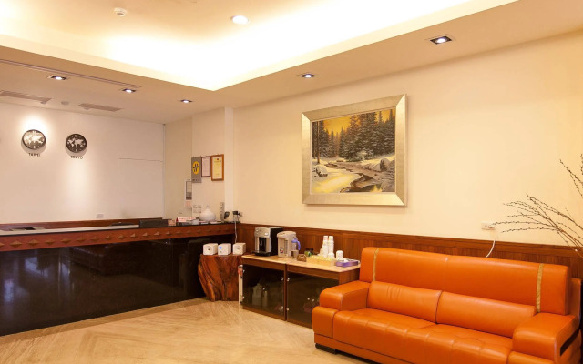 Mucha Hotel