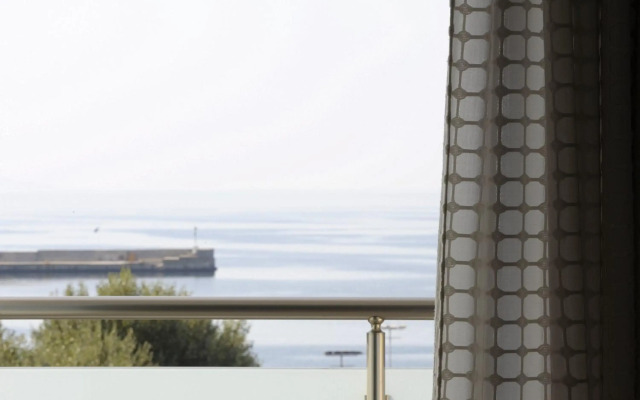 Esperia Hotel