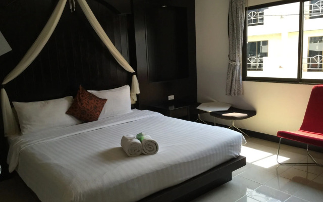 The Bird Cage Patong Guesthouse