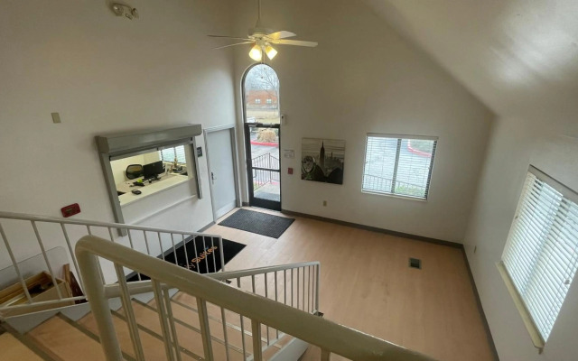 Sonesta Simply Suites Memphis