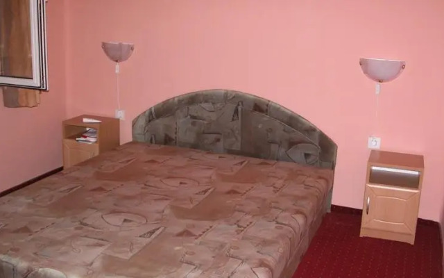 Domi Villa