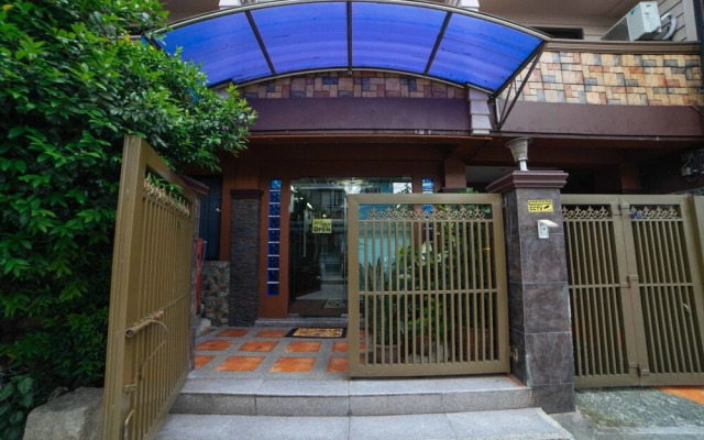 L Mansion 2 Palanan Makati City