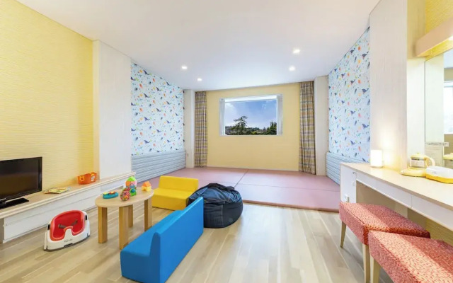 Spa Resort Hawaiians ViR Port