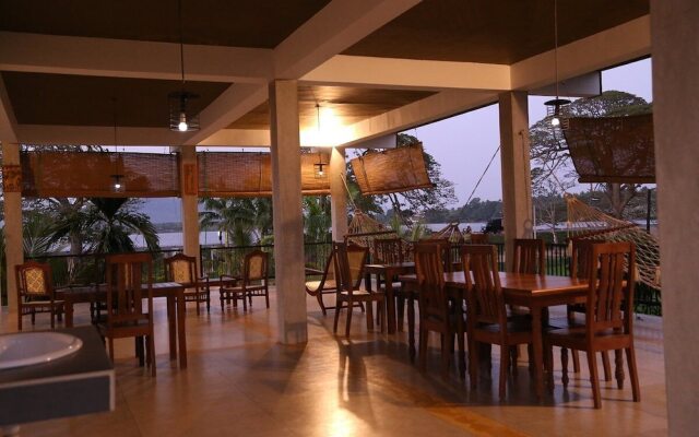 Serene Park Hotel By Ark