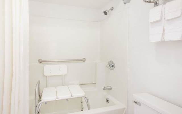 Super 8 Newcomerstown