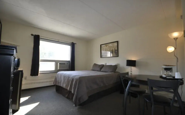 Beaverlodge Motor Inn