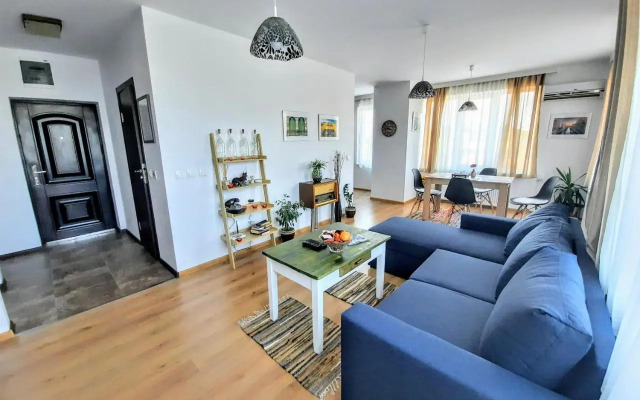 NC Apartment Ruse