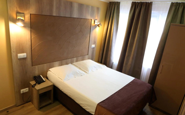 Hotel Phenix