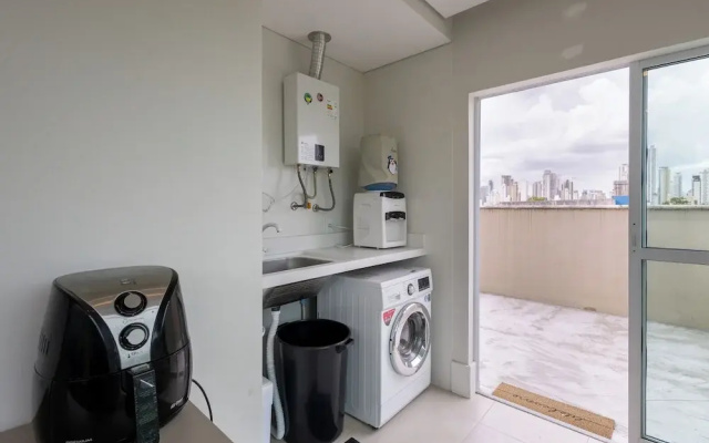 2BR Apt With BBQ Near the Beach - BC - Stl401