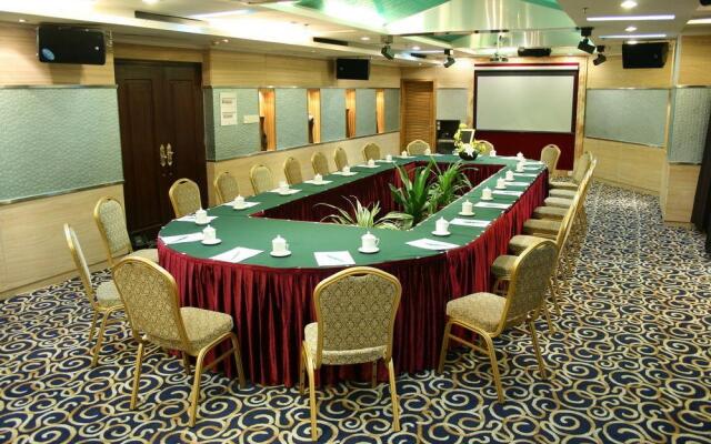 Lifu Hotel - Huang Pu Road Run Du