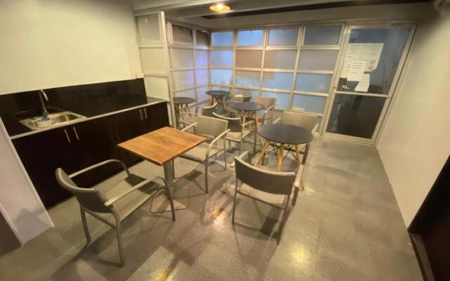 ARK Hostel City Center Manila