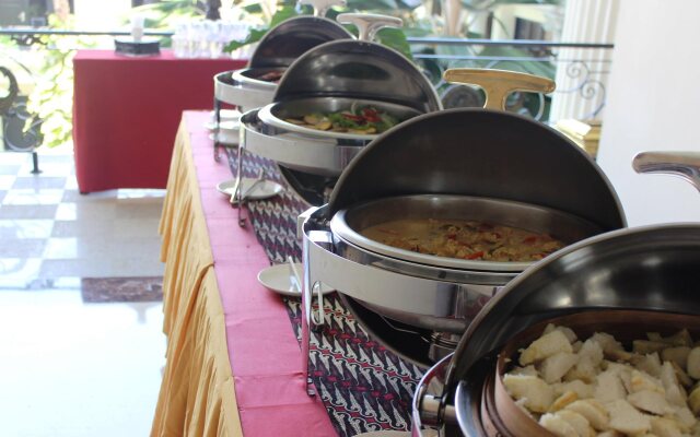 The GRAND PALACE Hotel - YOGYAKARTA