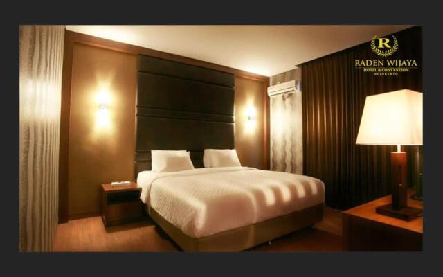 Raden Wijaya Hotel & Convention