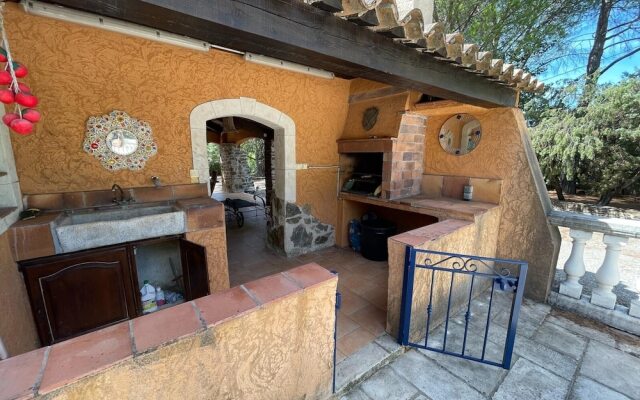 Villa in Vidauban With Pool and BBQ