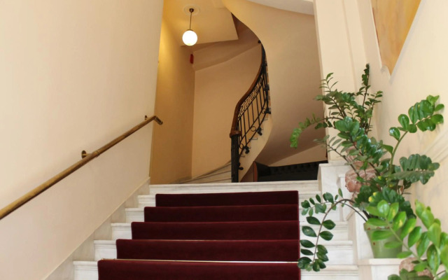 Exis Boutique Hotel