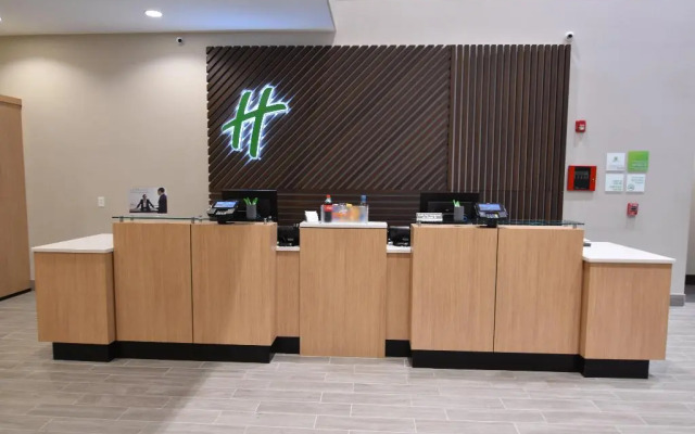 Holiday Inn Kansas City - Northeast by IHG