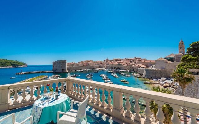 Villa Adriatica - 4 bedroom vacation house