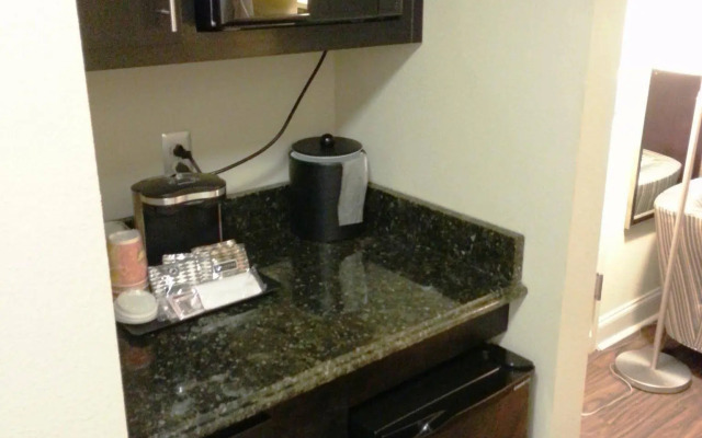 Holiday Inn Macon North by IHG