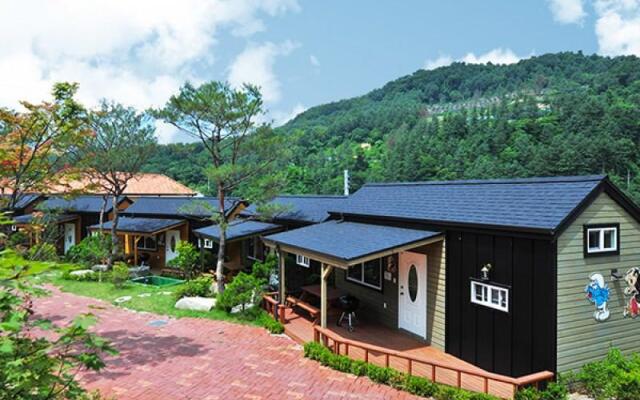 Gapyeong Smurf House Unshared House Pension