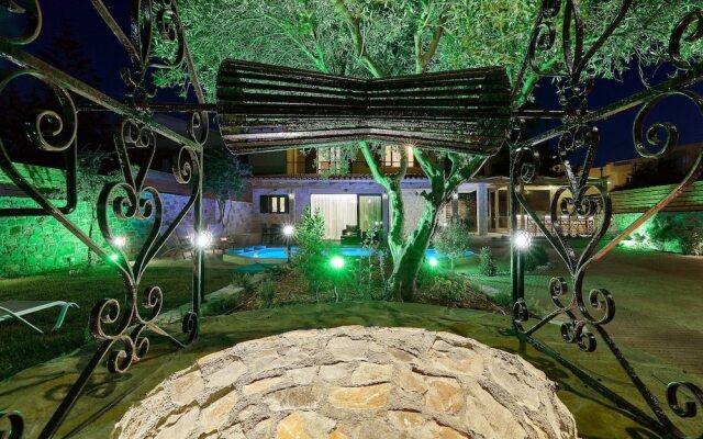 Feronia Villas