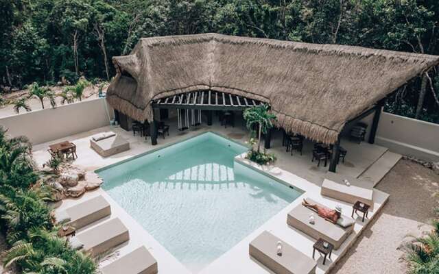 Xcacel Dreams Jungle Suites & Spa