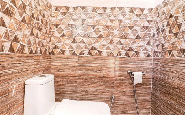 Oak N Pine by Dumnu Homes