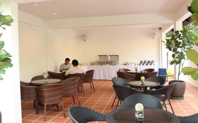 Jinhold Service Apartment
