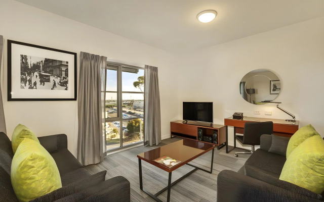 Quest Melbourne Airport