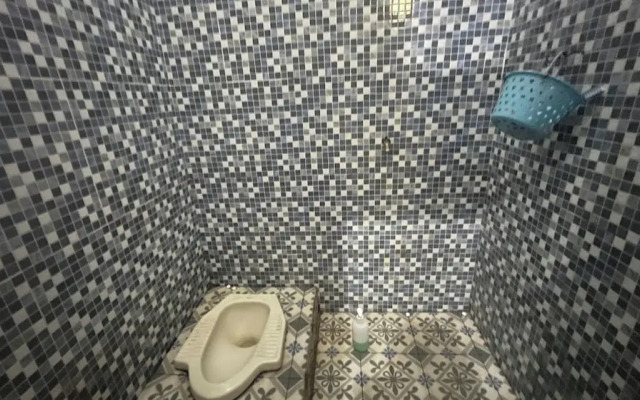 SPOT ON 94001 Sri Residence