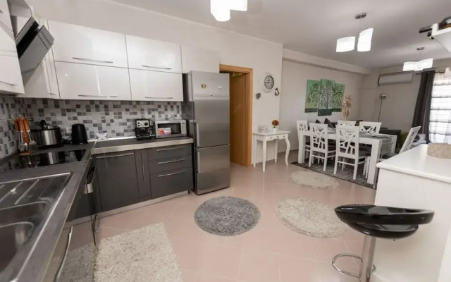 The Downtown Apartment