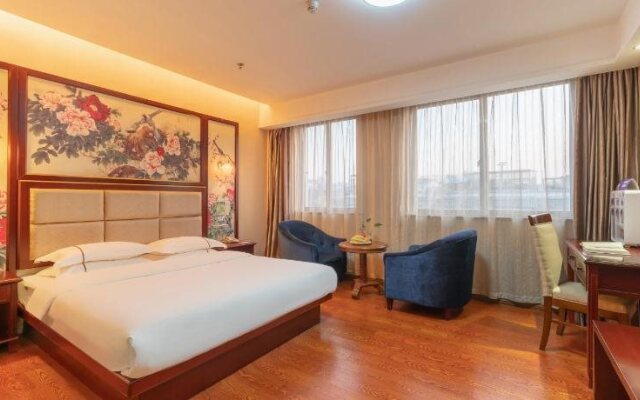 Yiwu Holton Hotel