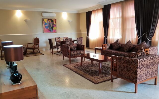 Serendib Hotel and Apartments