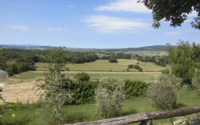 Agriturismo La Castellina