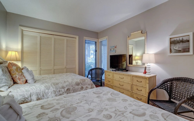 St. Andrews Common by Vtrips