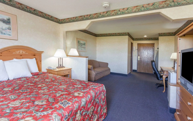 American Inn and Suites Dundee