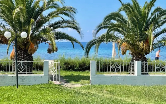 Stunning Beachfront Villa for Rent